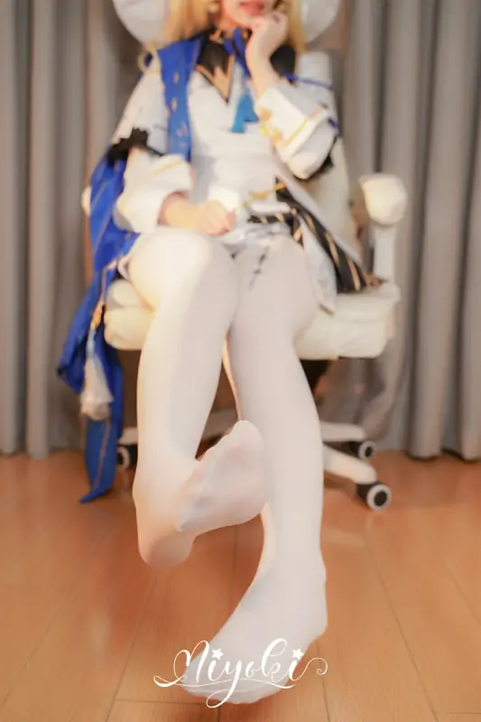 铃木美咲 MisakiSuzuki – 新作 25分钟 Cos 鸣潮 菲比 [27P+1V/776MB]