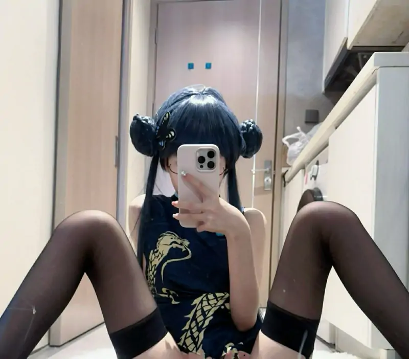 鲤@Jiu42917188 –  [512门槛] 14分钟 顶级花臂精神小妹 [7P+1V/1.07G]