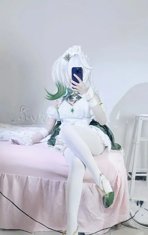 小y饱饱小合集 [131p+10v274M]