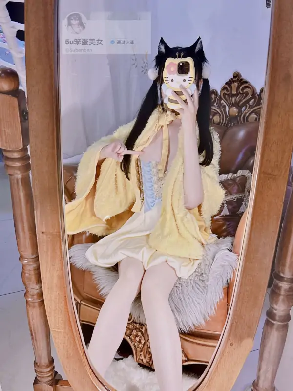 白虎网红kikikimoji888视图合集 [393P+44V/347M]