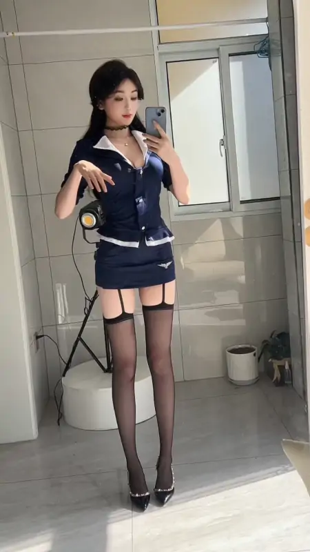 D音丝足网红小久红作品 [11V/1.35G]