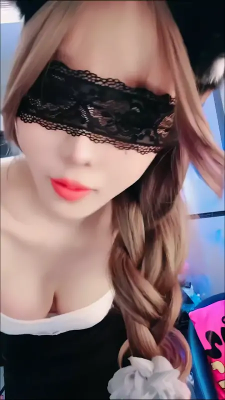 极品美胸柚点小幸运直播舞蹈合集 [7V/569M]