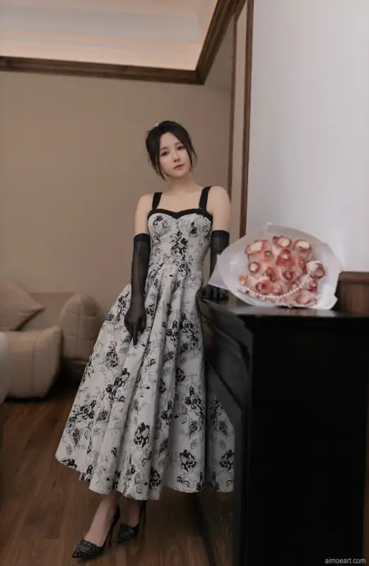 鱼子酱Fish – 秀人内购无水印合集228套 326GB