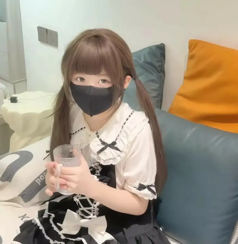 嫩小兔 激萌少女高清作品合集 [70GB] 持续更新