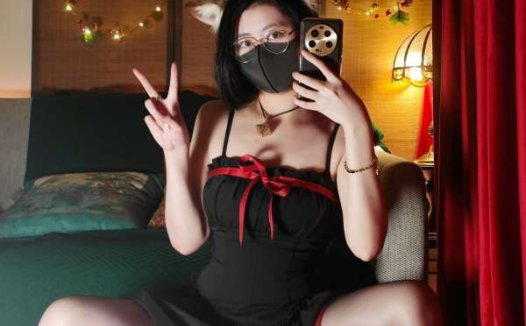 Naimi奶咪(奶味小咪)年末定制与圣诞企划 [51P+9V/884M]