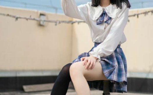 丝足系coser梨瑾瑾写真作品十八套合集 [499P/1.72G]