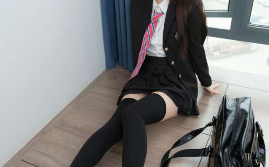 紧急企划小恩定制户外黑丝 [96P+1V/2.65G]