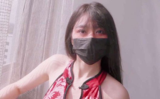 小水水 红色旗袍少女 [1V/1.18G]