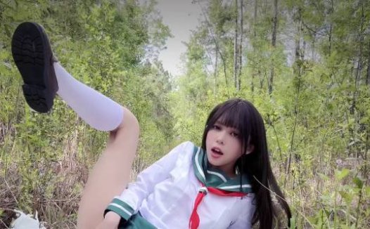 Kittyxkum绯红小猫-新作，戈薇在茫茫荒野中需要帮助[1V/543.5M]