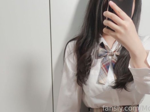 MomoYih 资源合集下载 [119v-56.1G] 持续更新